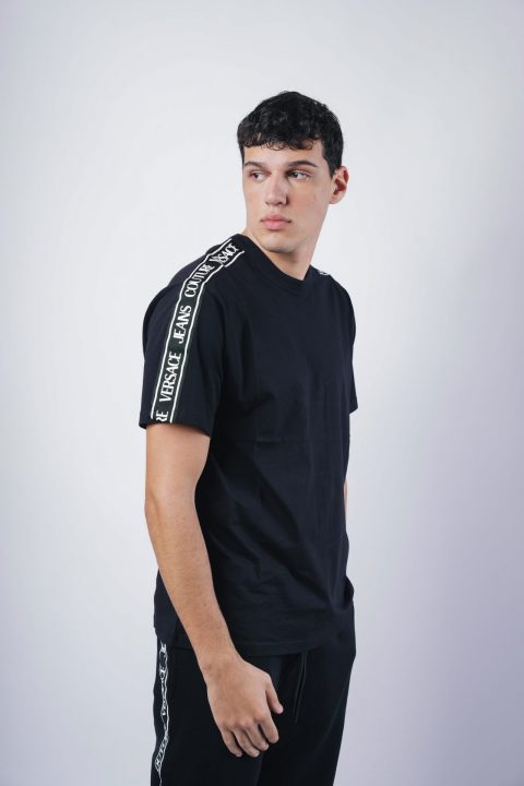 T-SHIRT – VERSACE JEANS COUTURE