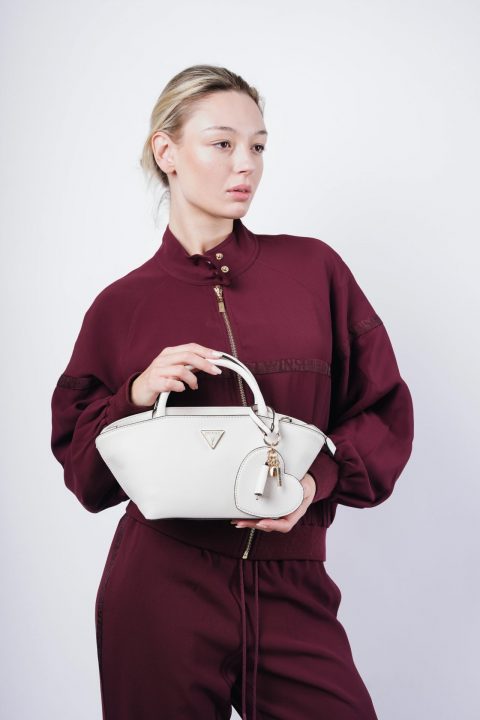 BORSA CON TRACOLLA – GUESS