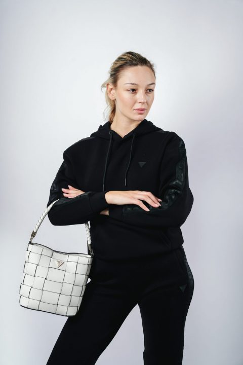 SECCHIELLO – GUESS