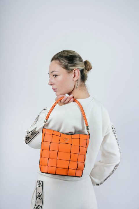 SECCHIELLO – GUESS