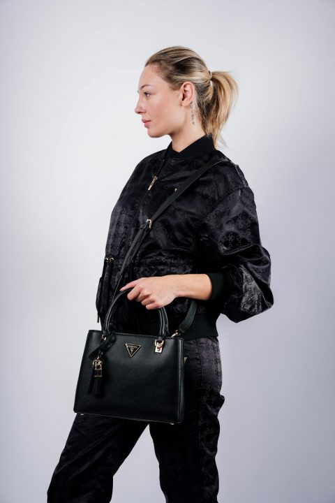 BORSA CON TRACOLLA – GUESS