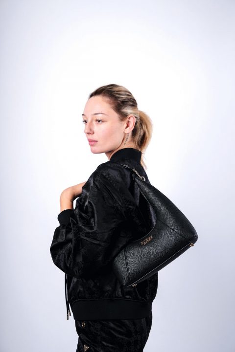 BORSA CON TRACOLLA – GUESS