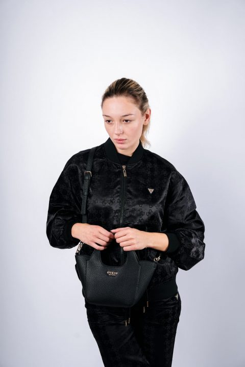 BORSA CON TRACOLLA – GUESS