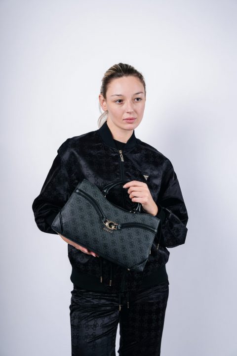 BORSA CON TRACOLLA – GUESS