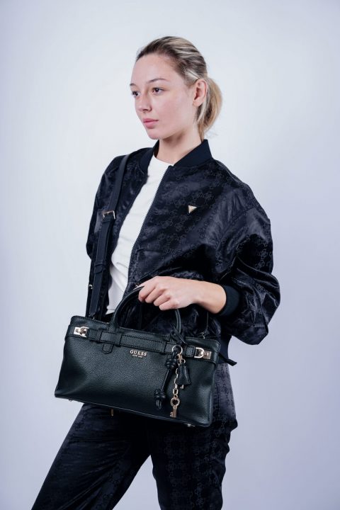 BORSA CON TRACOLLA – GUESS