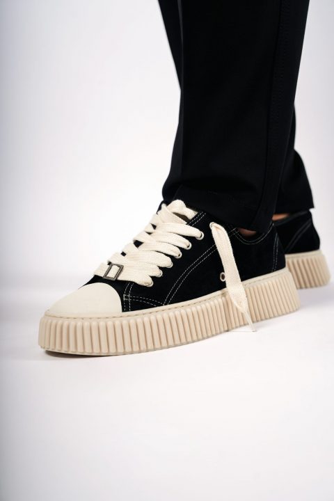 SNEAKERS – PRET A PORTER
