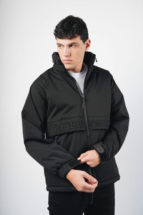 GIUBBINO  – JOHN RICHMOND