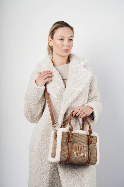 BORSA CON TRACOLLA – LOVE MOSCHINO