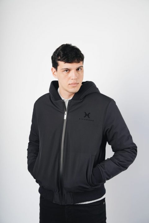 GIUBBINO – JOHN RICHMOND