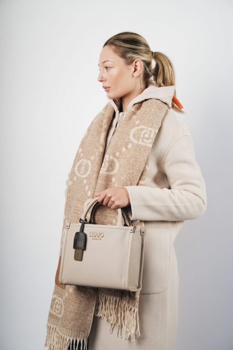 BORSA CON TRACOLLA – LIU•JO